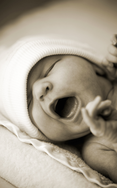 Trądzik niemowlęcy – czy jest się czym martwić?